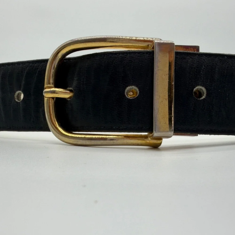 Vintage Black Reversible Leather Belt Solid Brass Buckle Taiwan ROC Gold Tone 32